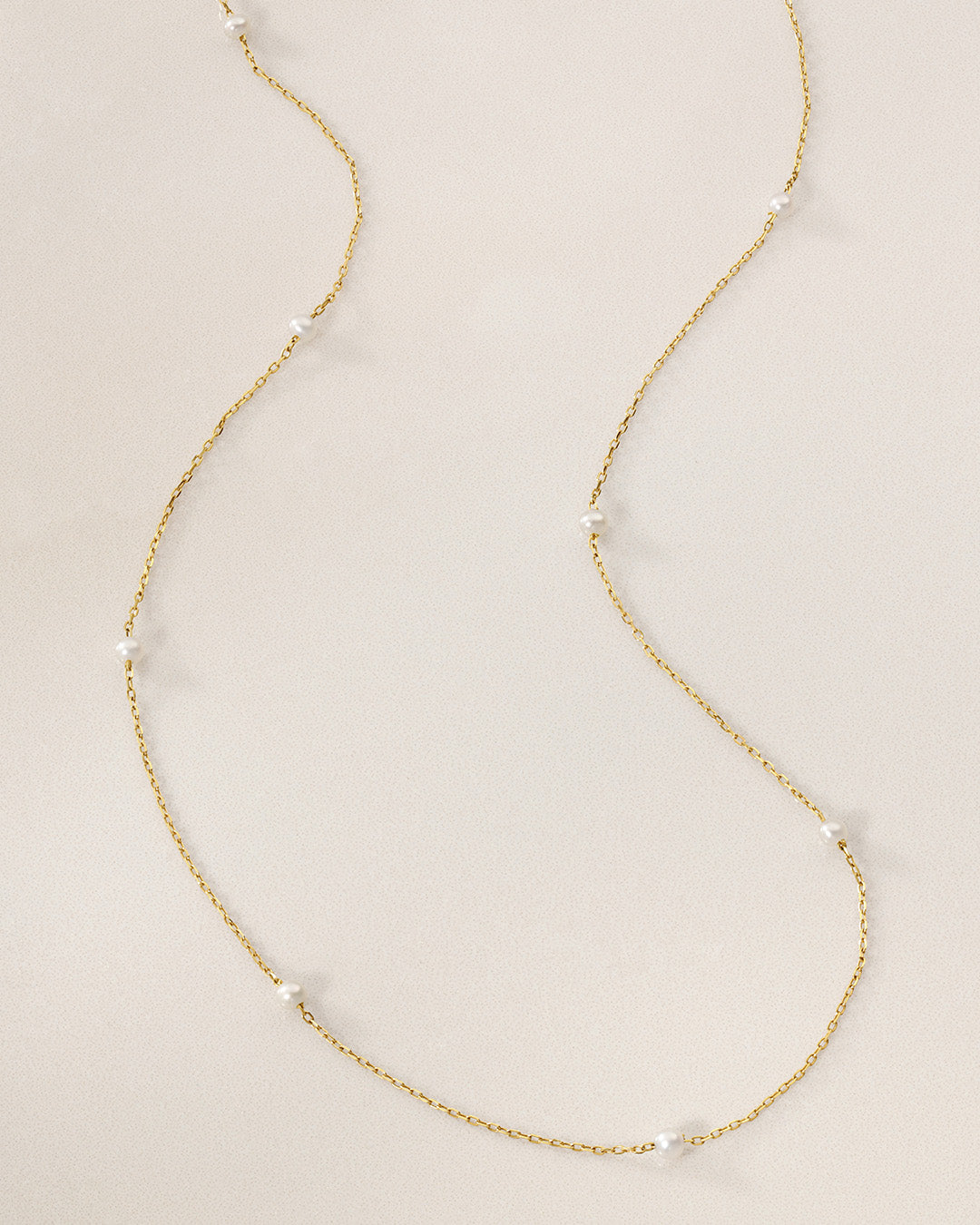 dainty gold pearl necklace
