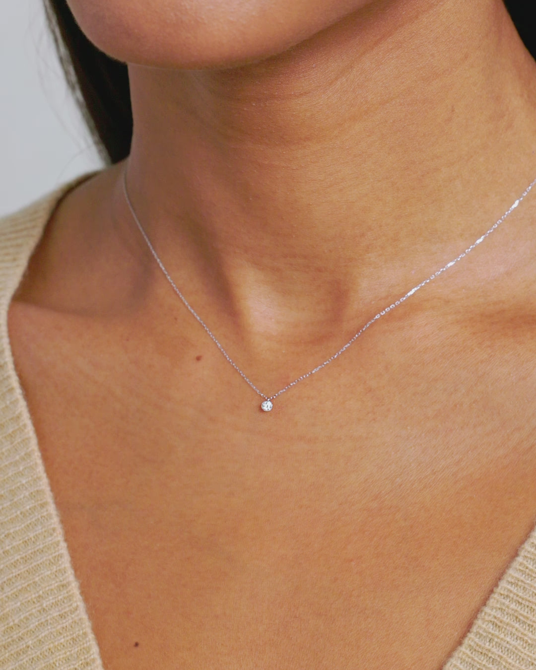 Gorjana Jewelry Floating Diamond Necklace   Bf88735dd6db4a22a78c124df3ebfa2d.thumbnail.0000000000 