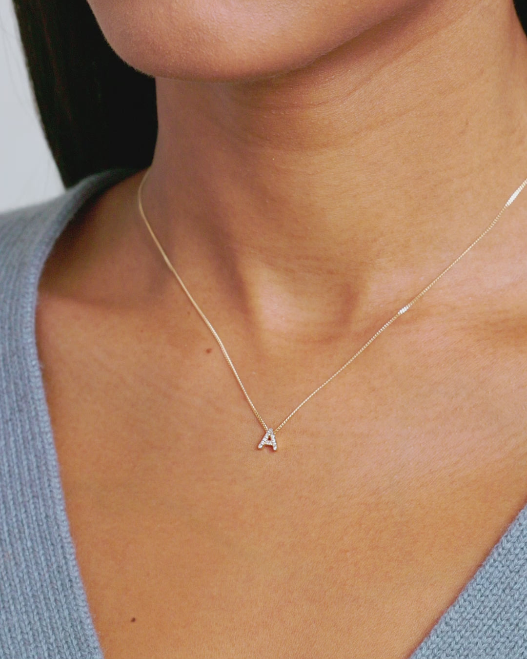 Online Hot Sale Custom 8 Mini Diamond Letter Necklace for Women