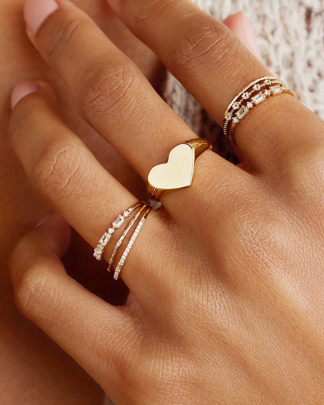 Louise Heart Signet Ring – gorjana